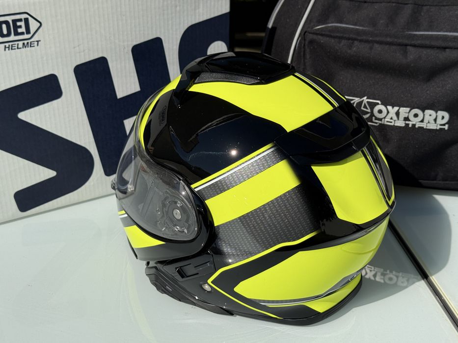 Shoei Neotec II + Sena + Mala transporte