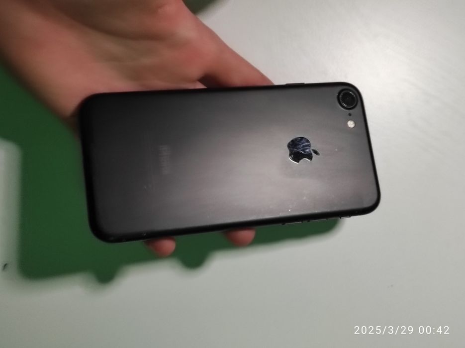 IPhone 7 айфон 7, рабочий айклауд чистый