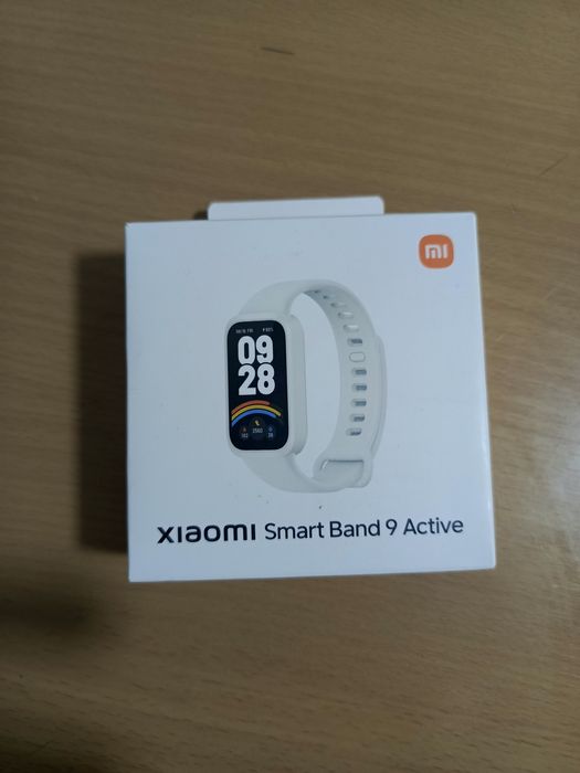 Продам фітнес браслет.Xiaomi smart band 9 active.