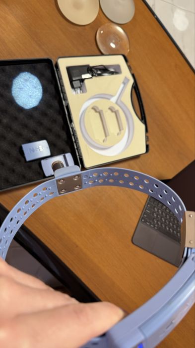 Освітлювач налобний | налобный осветитель | хірургічний освітлювач