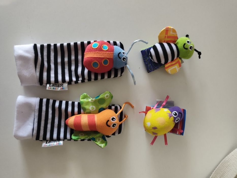 Mata edukacyjna plus zabawki na rączki i nóżki