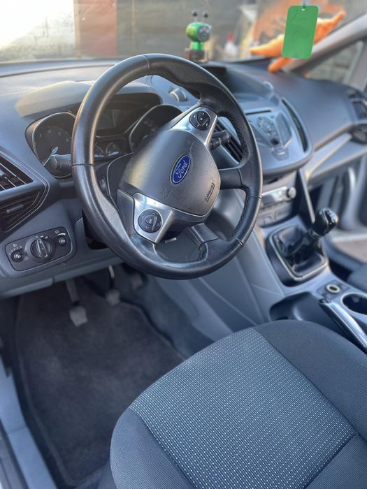 Продам Ford C max 7 мест