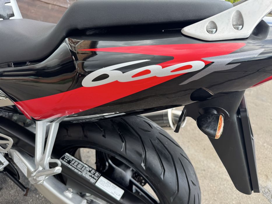 Продам мотоцикл HONDA CBR F4i