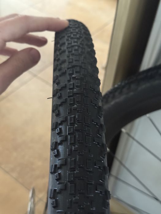 Koła rowerowe Merida Comp 700c + opony Maxxis Rambler 45c (fabryczne z Merida Silex 2025)