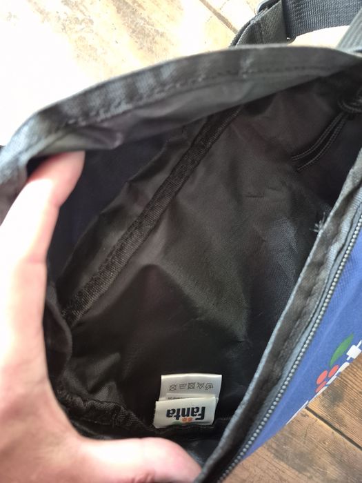 Nerka saszetka niebieska Fanta
