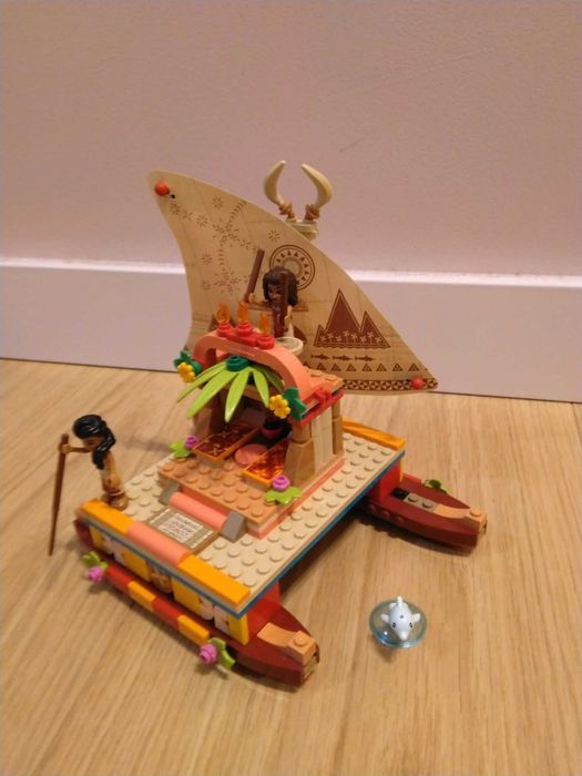 Klocki Lego Disney 43210 Katamaran Vaiany