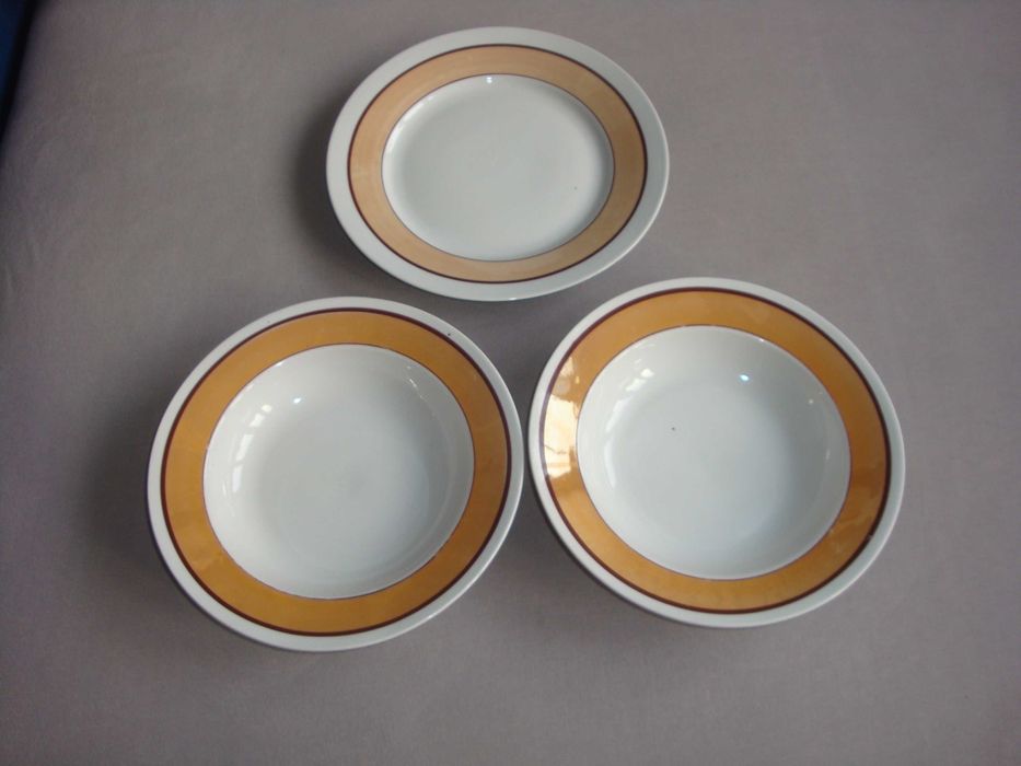 Talerze porcelanowa Karolina  z PRL