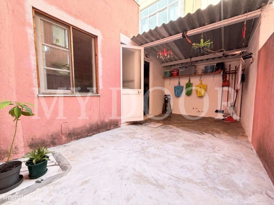 Apartamento T2 em Moscavide - Excelente Área - TERRAÇO 25M