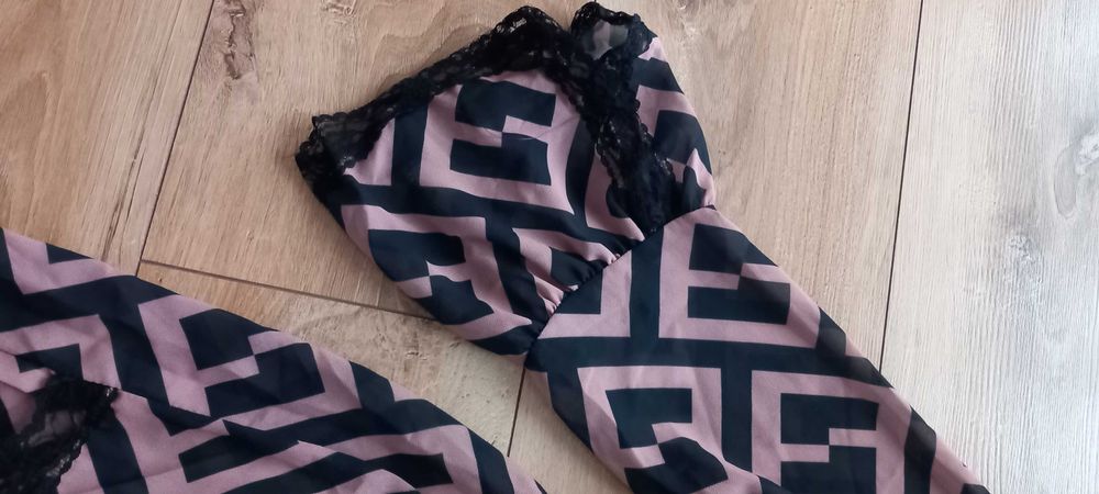 Elegancka sukienka 36/S