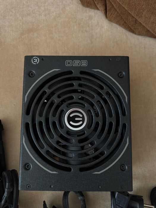 Блок живлення EVGA SuperNOVA 850 T2