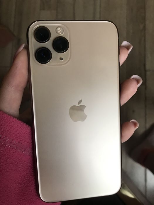 IPhone 11 PRO 64GB Gold  + чохли