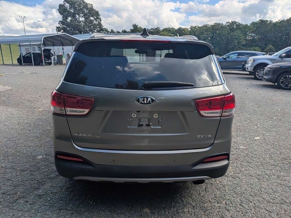 Kia Sorento EX V6      2018