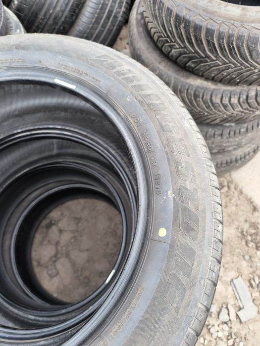 225/60R18 Bridgestone Dueler H/L
