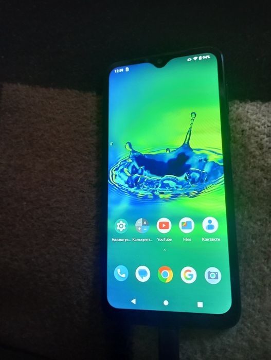 Продам телефон моторола g8 плюс