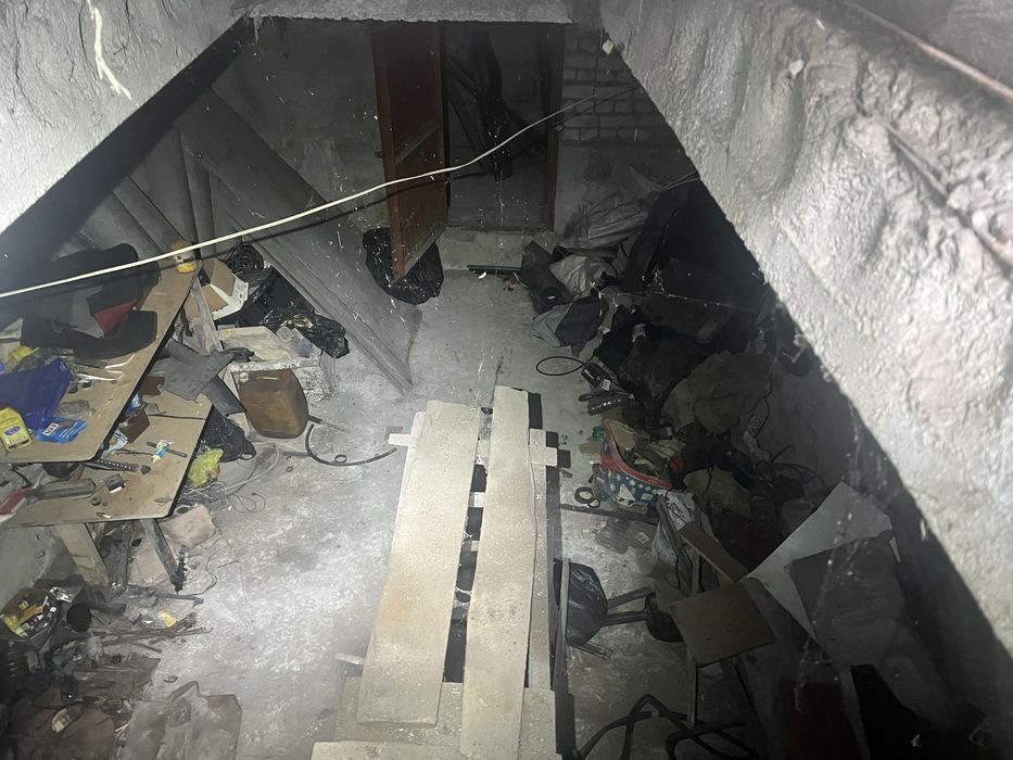 Продам три гаражі разом вул. Сухоярська. 200 м.кв. Під СТО, виробництво