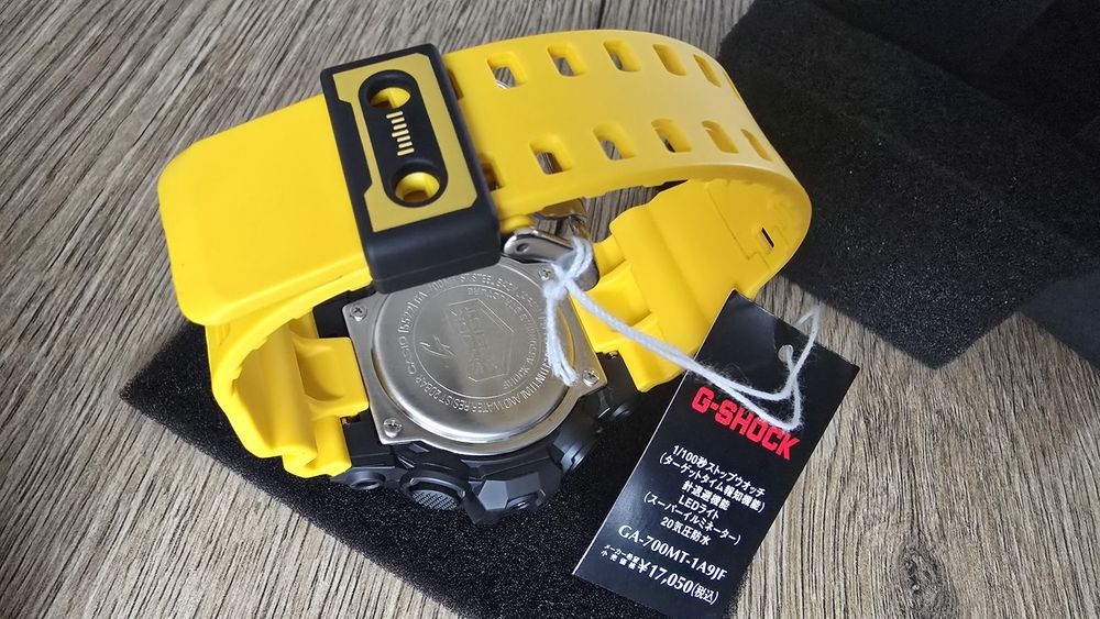 Zegarek Casio G-shock GA-700MT-1A9JF nowy