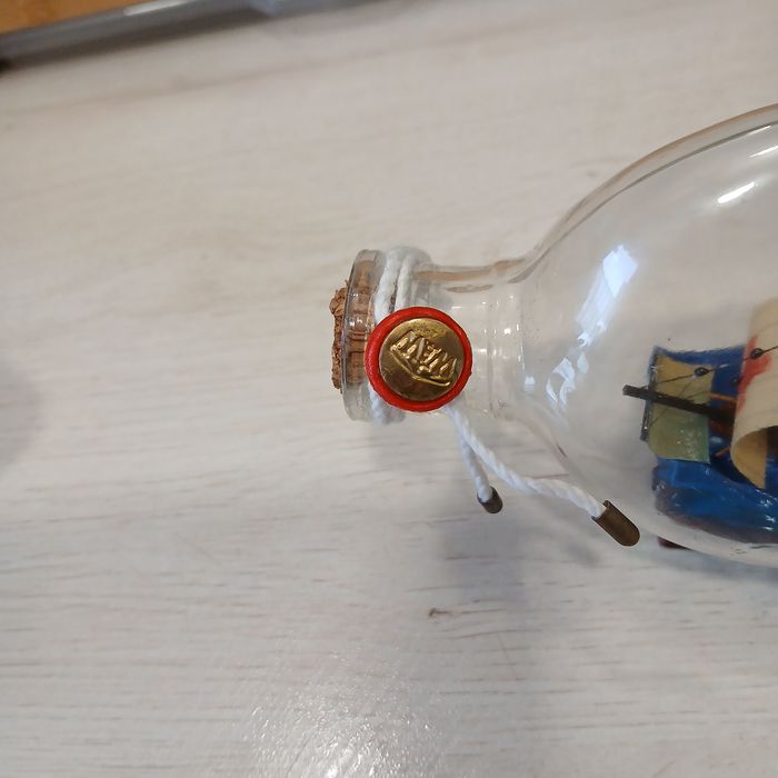 Zabytkowy żaglowiec w butelce .Vintage z lat 60. XX w.