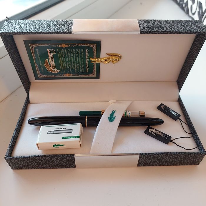 Перьевая ручка Crocodile