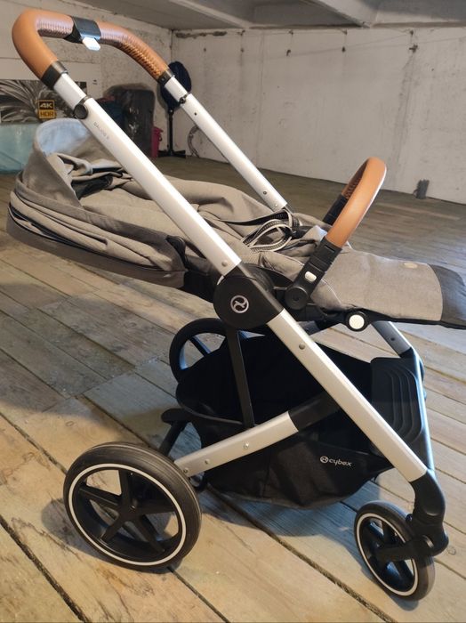 Cybex Balios S Lux  kolor Soho Grey na srebrnej ramie jak nowy+gratisy