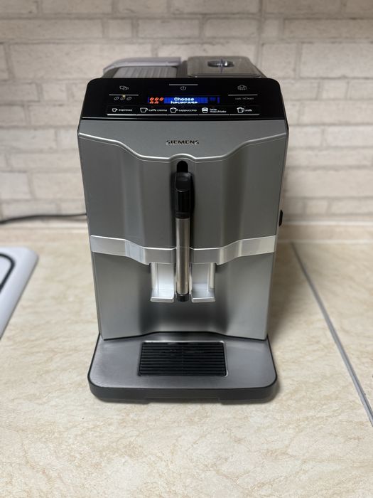 Кавомашина Siemens eq3 s300