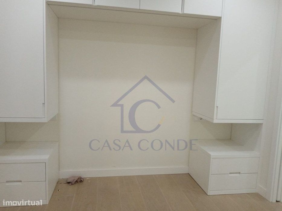 Moradia T4 Duplex com piscina, 180 m², acabamentos de luxo