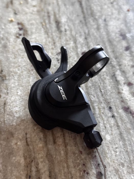 Manetka shimano zee SL-M640