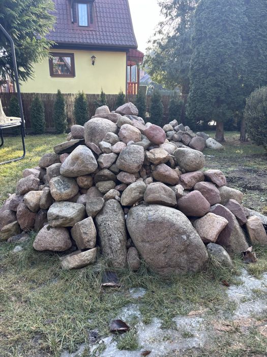 Oddam kamienie z ogrodu