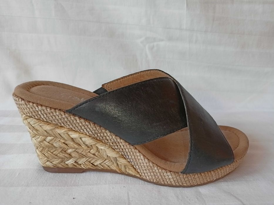 Gabor roz. 38,5 /UK 5,5G/ - dł. wkł. 24,8 cm- skóra- stan bdb