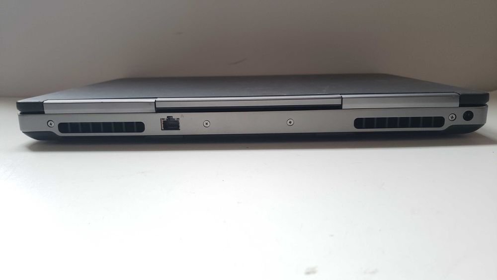 Ноутбук Dell Precision 7520 i7-6820HQ 32GB 128GB + 480Gb SSD M2200 4Gb