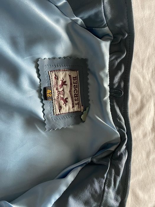 Blusao cabedal azul claro 42