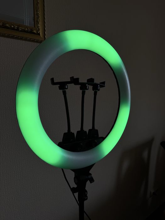 Кільцева лампа 10000 режимів три штативи, максимальна висота 240см