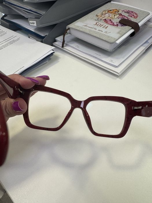 Oculos Prada vermelhos originais