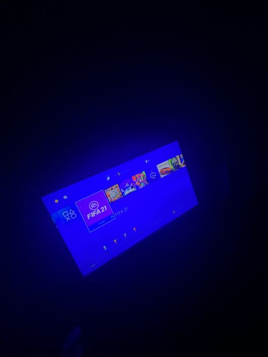 Ps4 slim 1 comando fifa 21 e gta premium midia digital 900gb