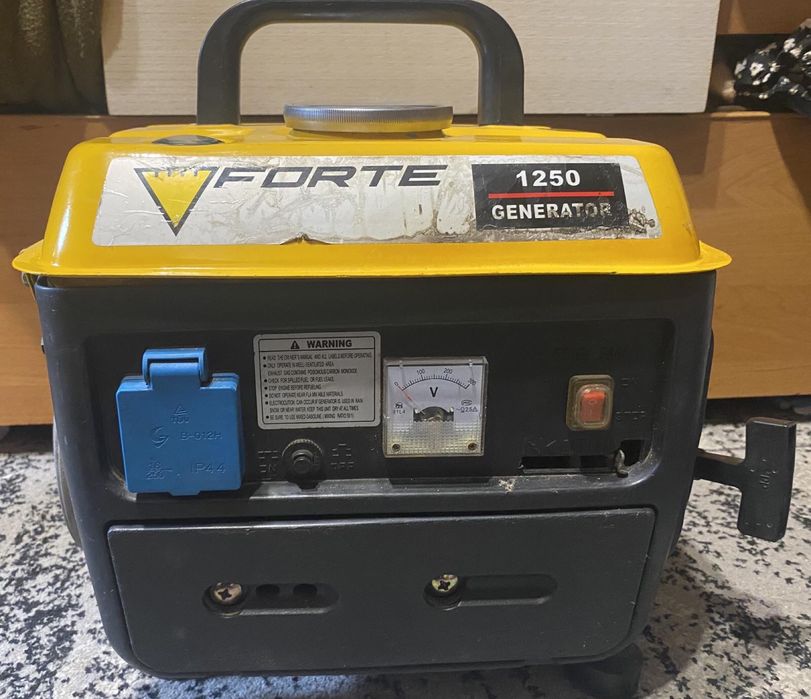 Бензиновий генератор Forte 1250
