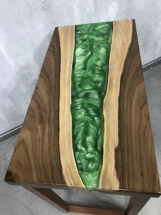 Стіл з єпоксидної смоли. Тумба. Шкаф. Комод. Меблі під замовлення. Лоф