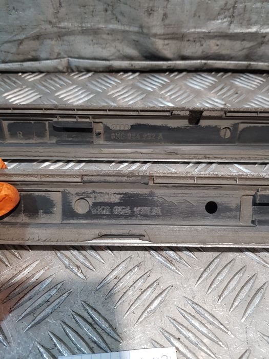Listwy Progowe Prawa Lewa Komplet Audi A4 B8 S-Line Kombi 10R- K: Lx7W