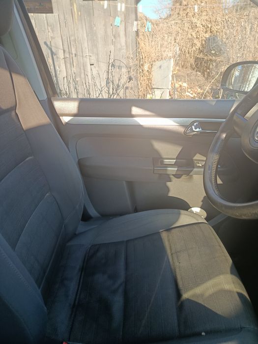 Продам авто Volkswagen touran