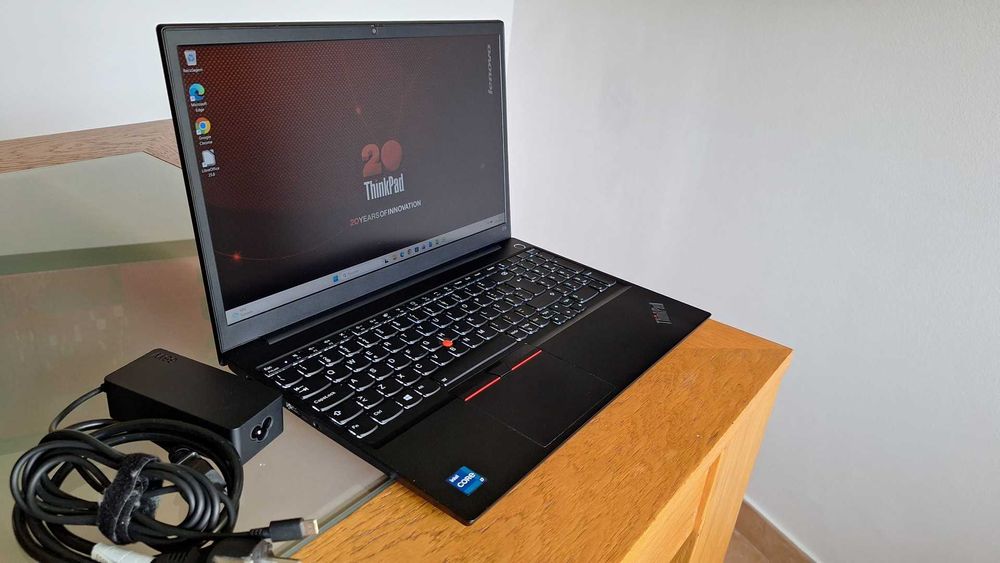Lenovo ThinkPad E15G2 Core i7 11ªG. 4.7GHz- 16GB Ram- SSD 512GB Nvme