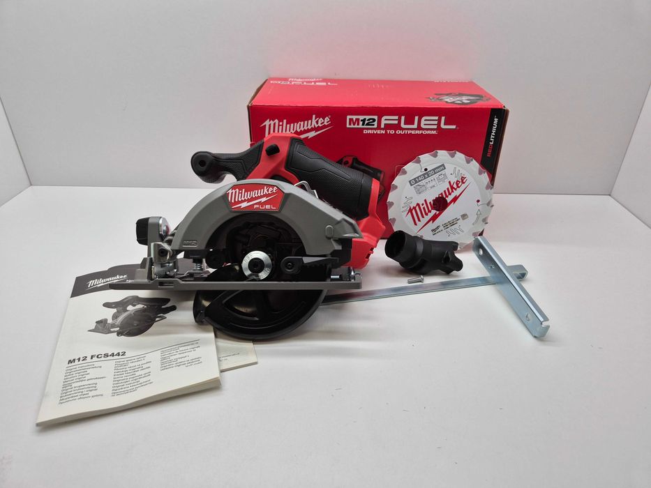 MILWAUKEE M12 FUEL M12FCS442-0 – Pilarka tarczowa 12V (solo) 4933493488