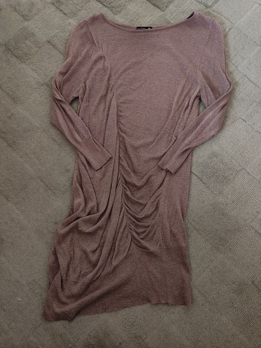 Sukienka w kolorze beżowo-złotym w rozmiarze 12.