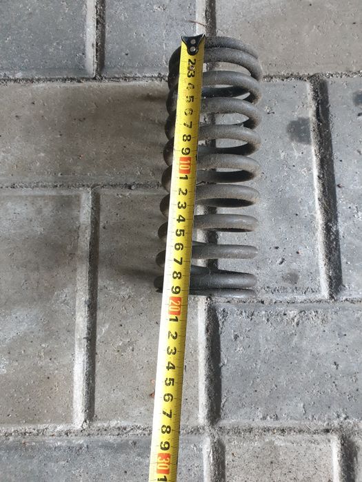 Продам пружины новые