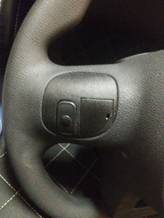 Volante Iveco multifunções