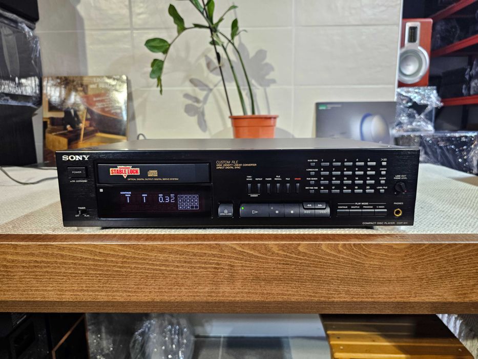 Програвач Sony CDP-911 ЦАП Sony CXD2562Q