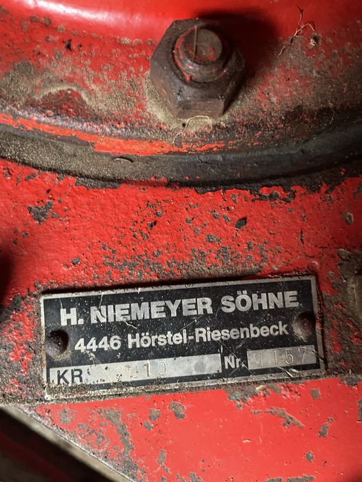 Agregat uprawowo siewny brona Niemeyer , siewnik Accord