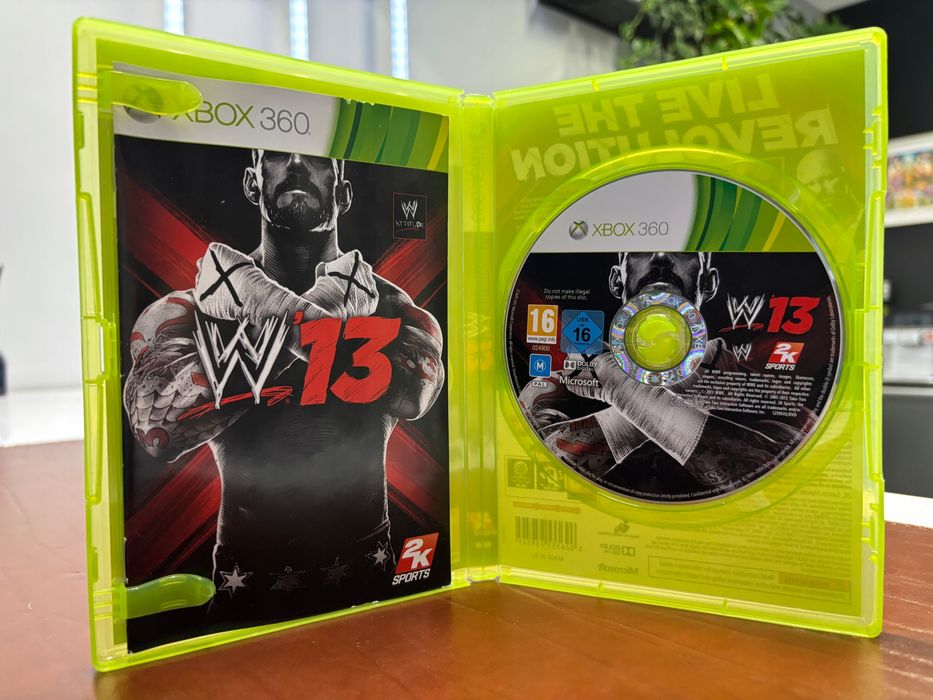 Gra Xbox 360 WWE 13
