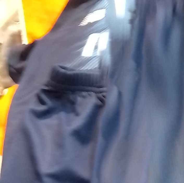 camisola + calção de criança até 8 anos ( exemplar unico