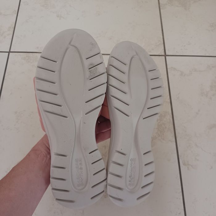 Klapki SKECHERS Ultra Go raz założone 40/27 cm