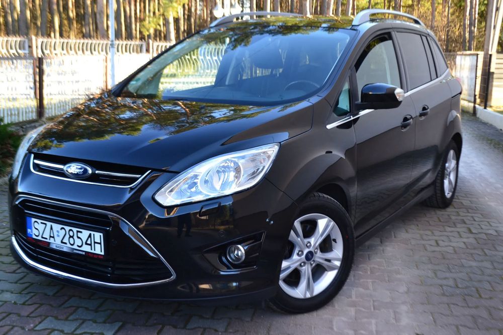 Ford Grand C-MAX REZERWACJA!!!  TITANIUM,7os/Navi/Kamera/Nowy rozrząd.Bardzo ładny.