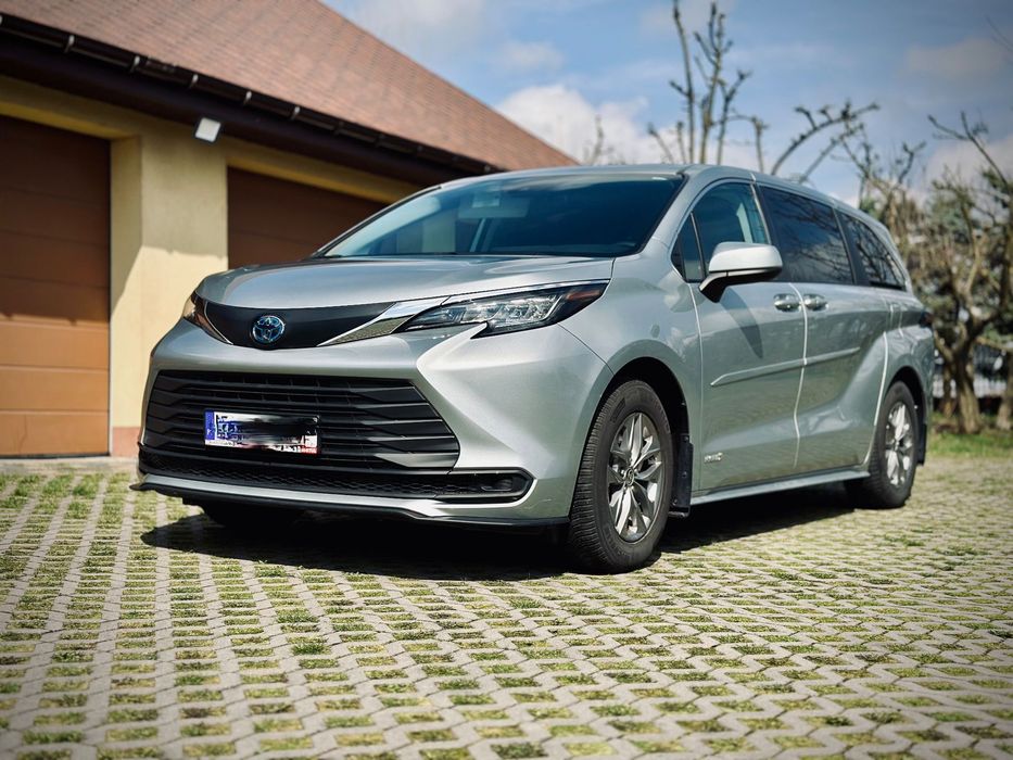 Toyota Sienna Toyota Sienna 2021 Hybrid Automat, skóra, grzane fotele