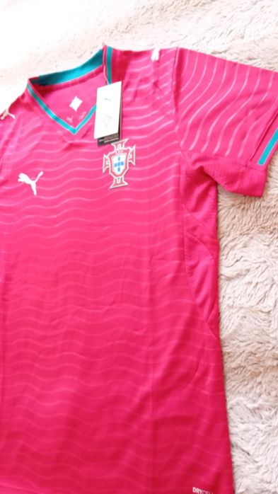 Camisola Seleção de Portugal – Principal 2026 
Estado: Impecável